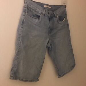 *3 for 25 Bundle and Save.Levi's Light Blue Women's Jeans